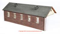 44-0180B Bachmann Scenecraft SDJR Train Shed Chocolate and Cream